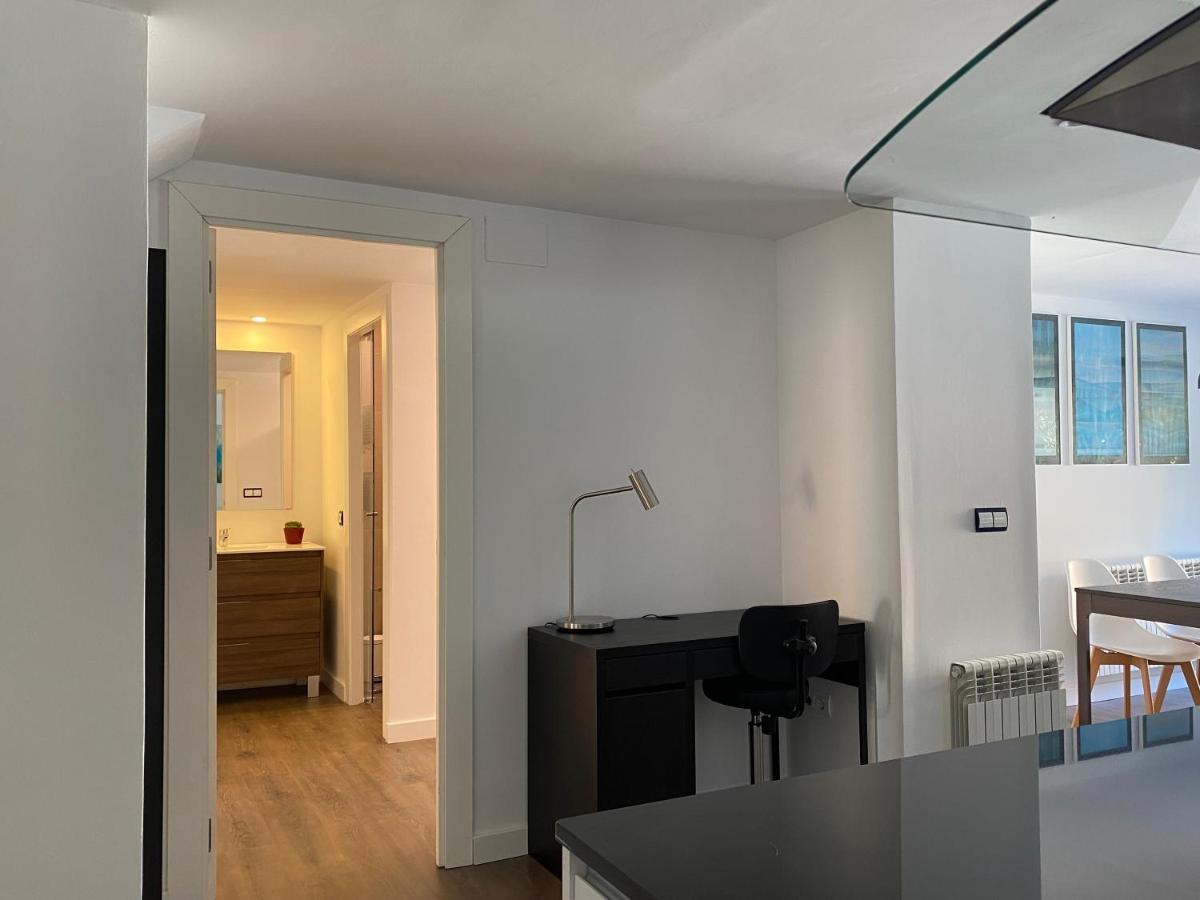 Lc Apartamentos Cesar Augusto Сарагоса Екстериор снимка