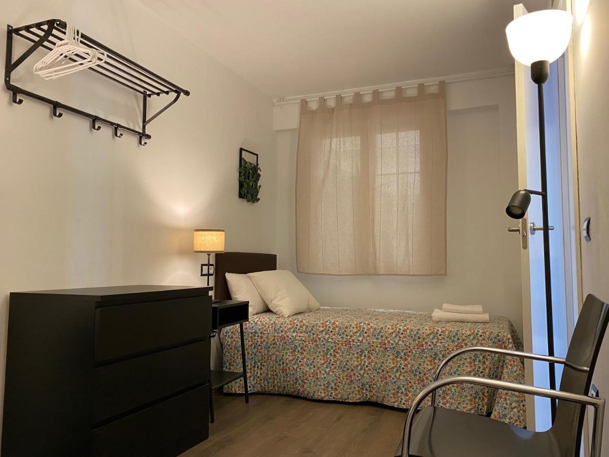 Lc Apartamentos Cesar Augusto Сарагоса Екстериор снимка