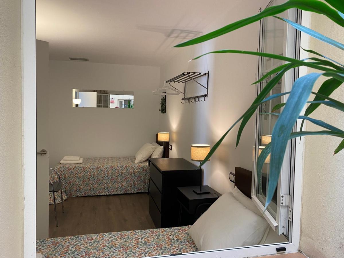 Lc Apartamentos Cesar Augusto Сарагоса Екстериор снимка
