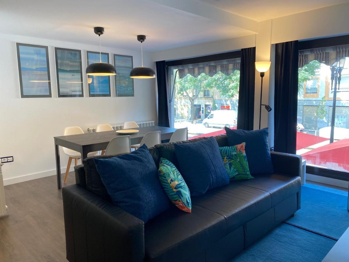 Lc Apartamentos Cesar Augusto Сарагоса Екстериор снимка