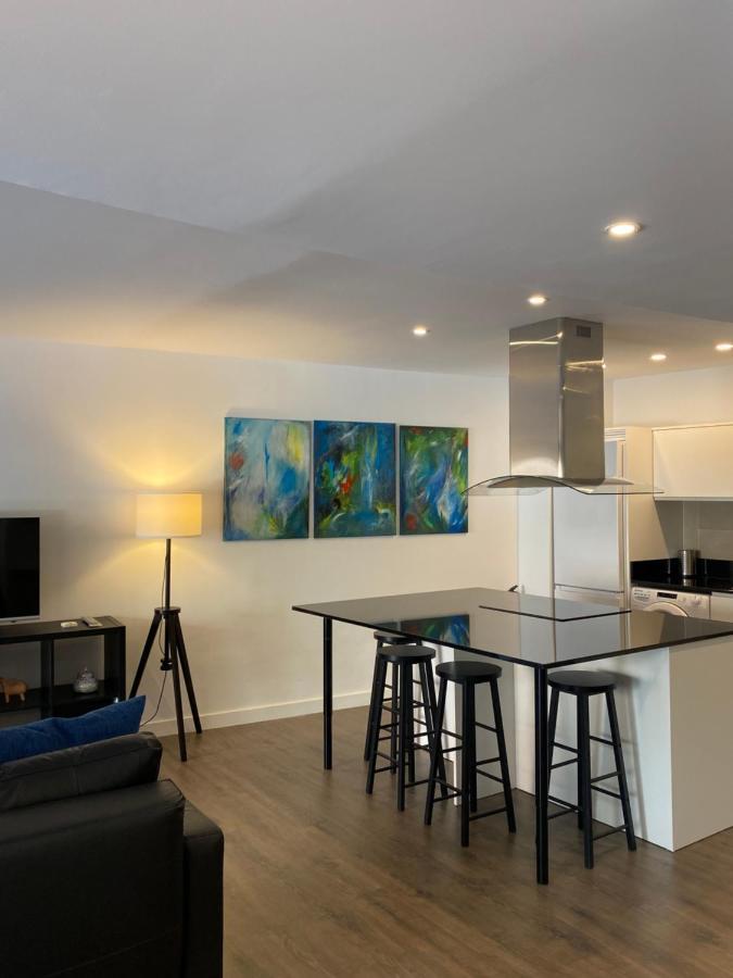 Lc Apartamentos Cesar Augusto Сарагоса Екстериор снимка