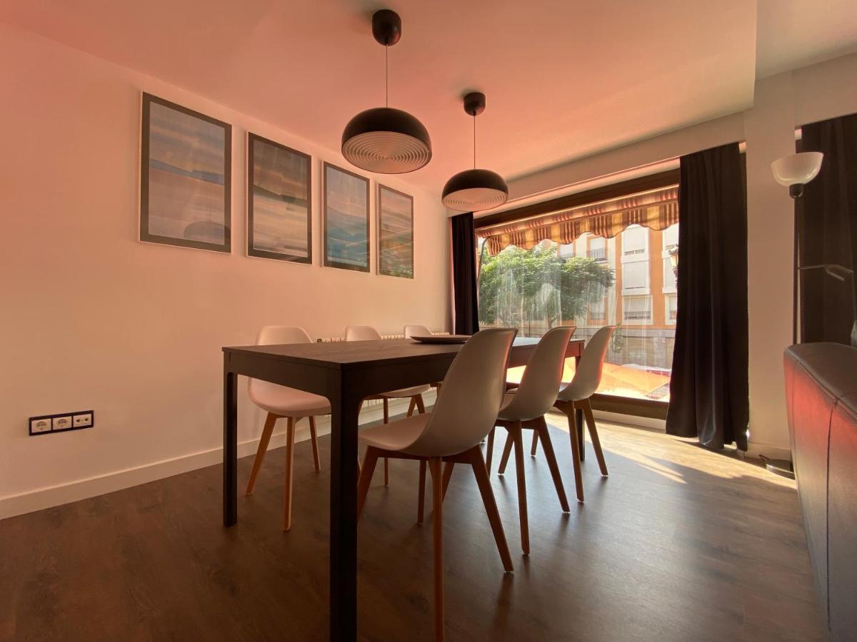 Lc Apartamentos Cesar Augusto Сарагоса Екстериор снимка