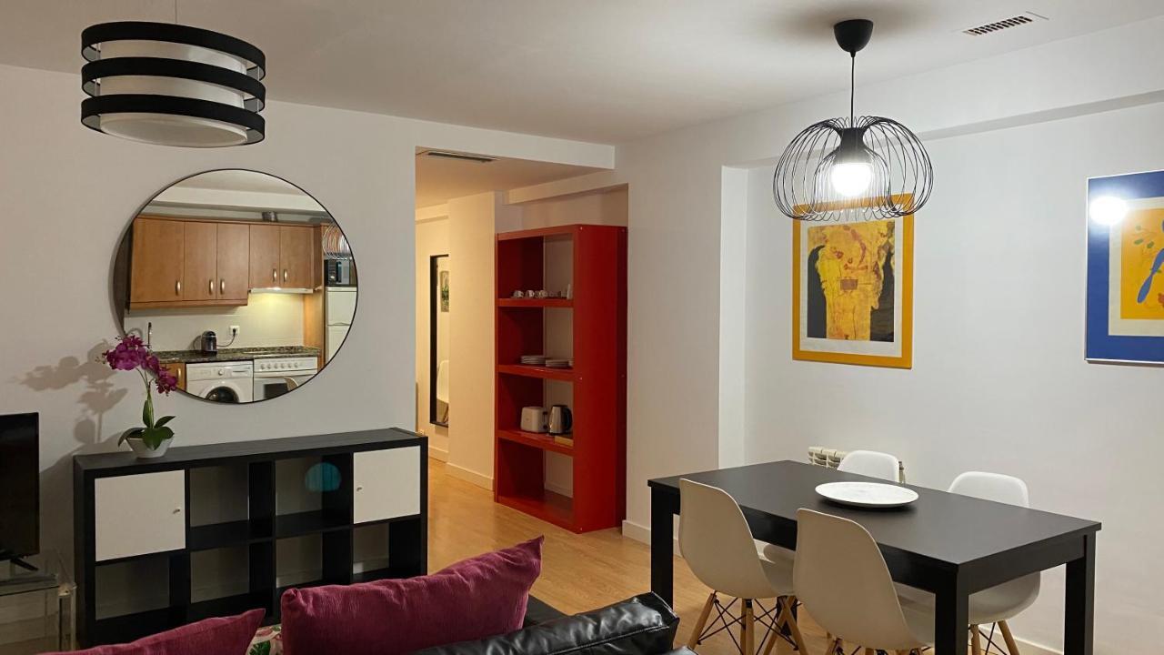 Lc Apartamentos Cesar Augusto Сарагоса Екстериор снимка