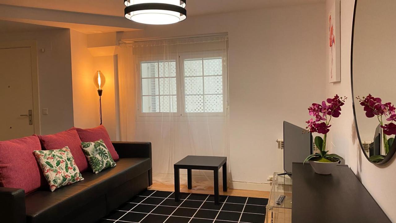 Lc Apartamentos Cesar Augusto Сарагоса Екстериор снимка