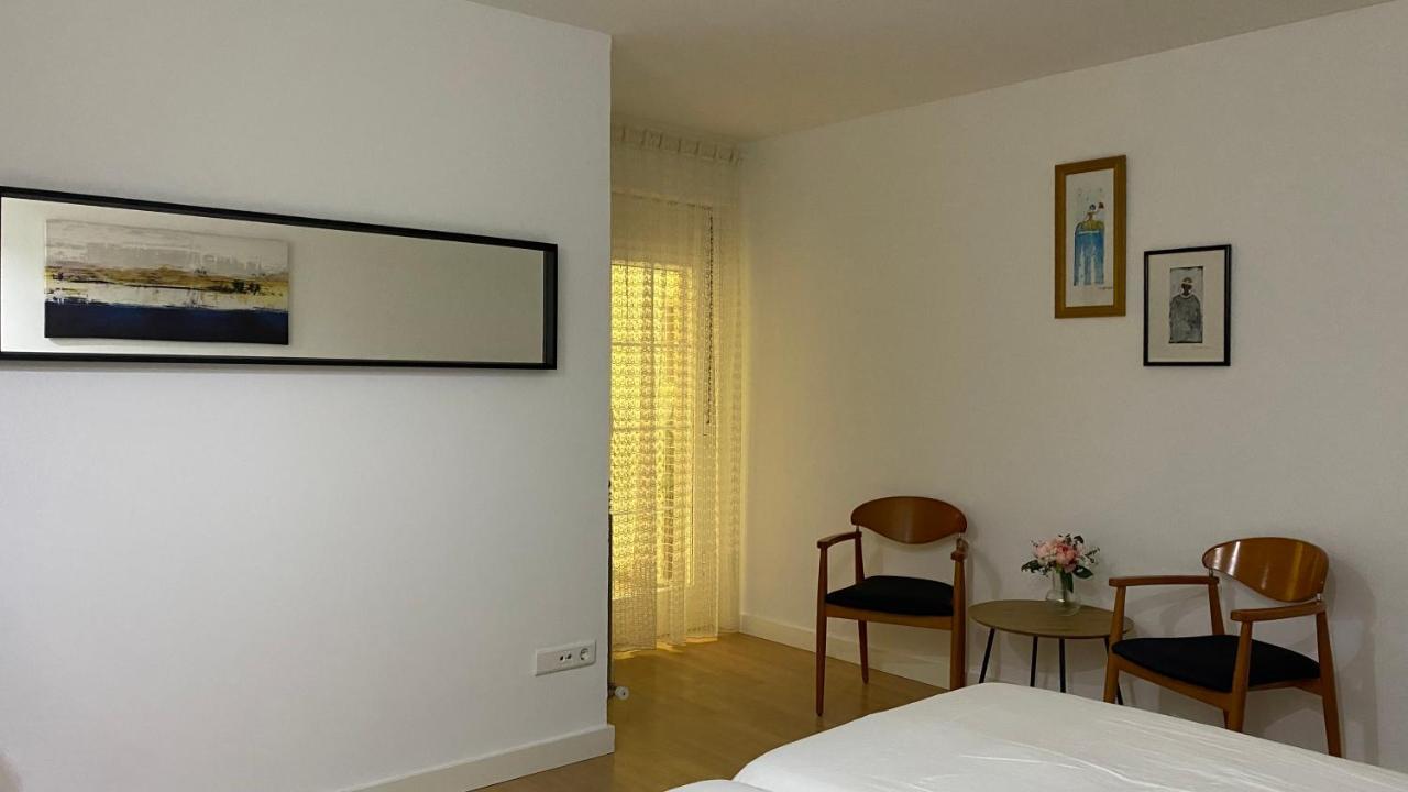 Lc Apartamentos Cesar Augusto Сарагоса Екстериор снимка